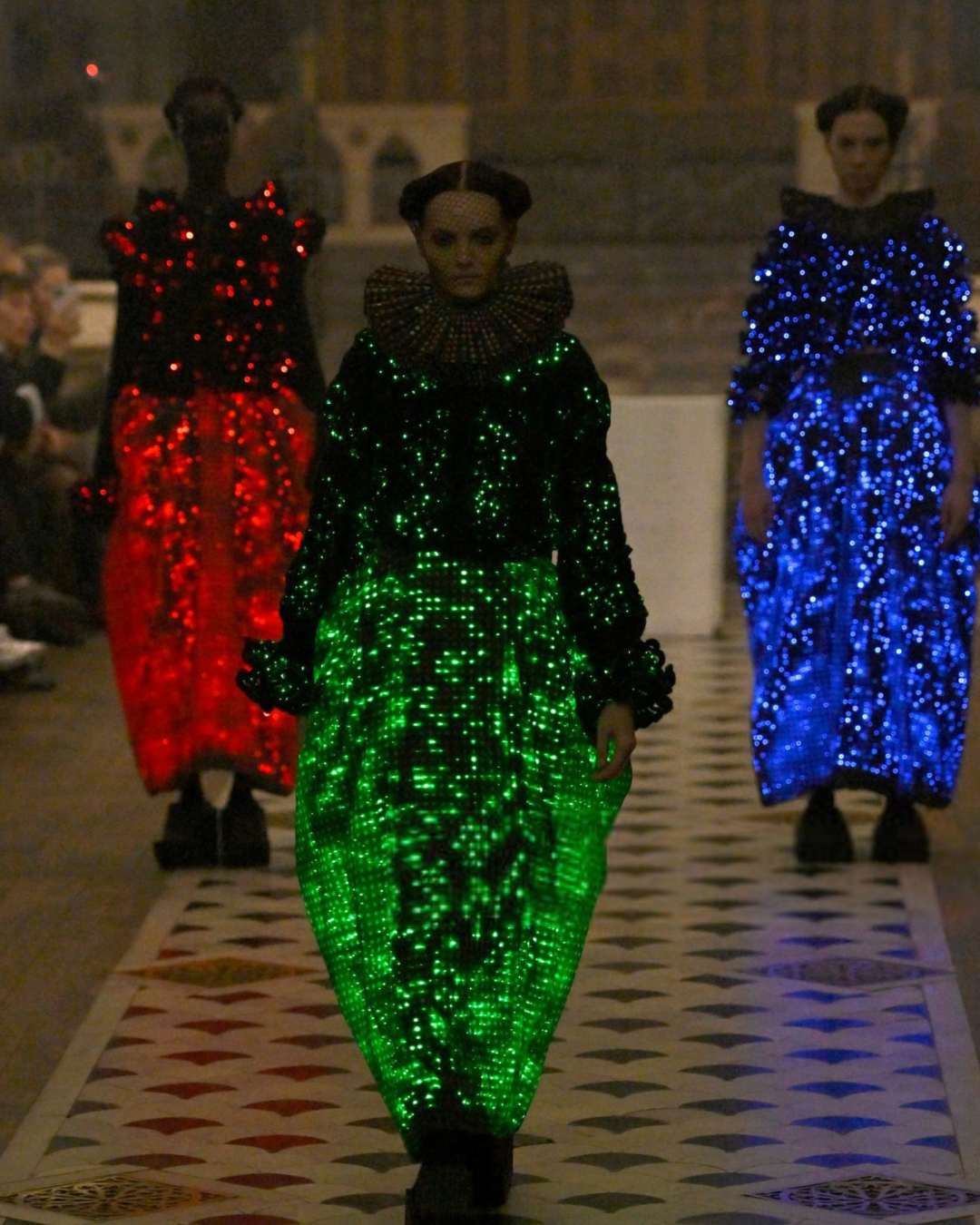 EL FUTURO DE LA MODA ES HOY CON ANREALAGE