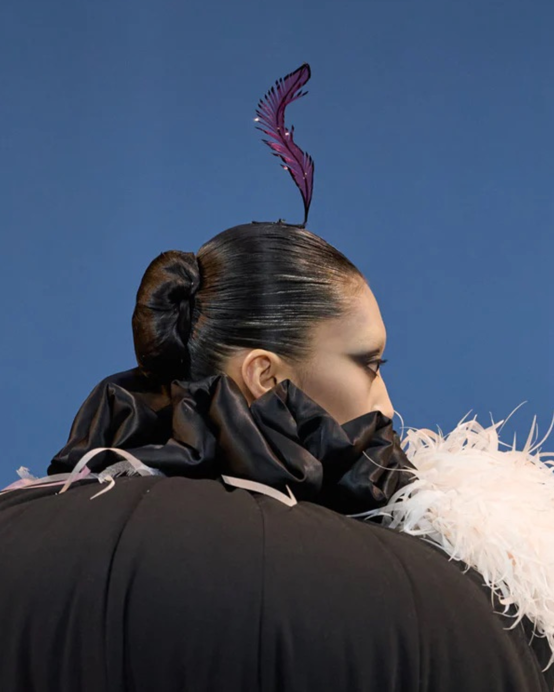 PRESENCIA Y AUSENCIA: UN SHOW ESPECTACULAR DE VIKTOR & ROLF - COUTURE FALL 2025