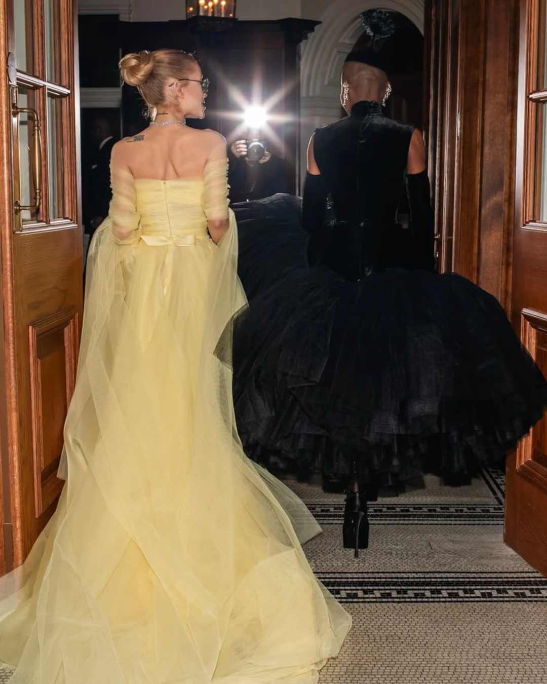 MAGIA Y MODA: LOS LOOKS MÁS DESLUMBRANTES DESDE OZ