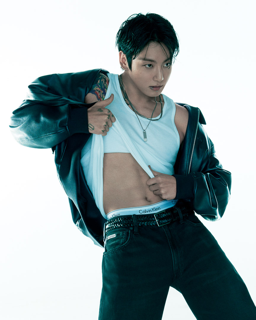 JUNG KOOK (DE BTS, SÍ) PROTAGONIZA LO NUEVO DE CALVIN KLEIN 