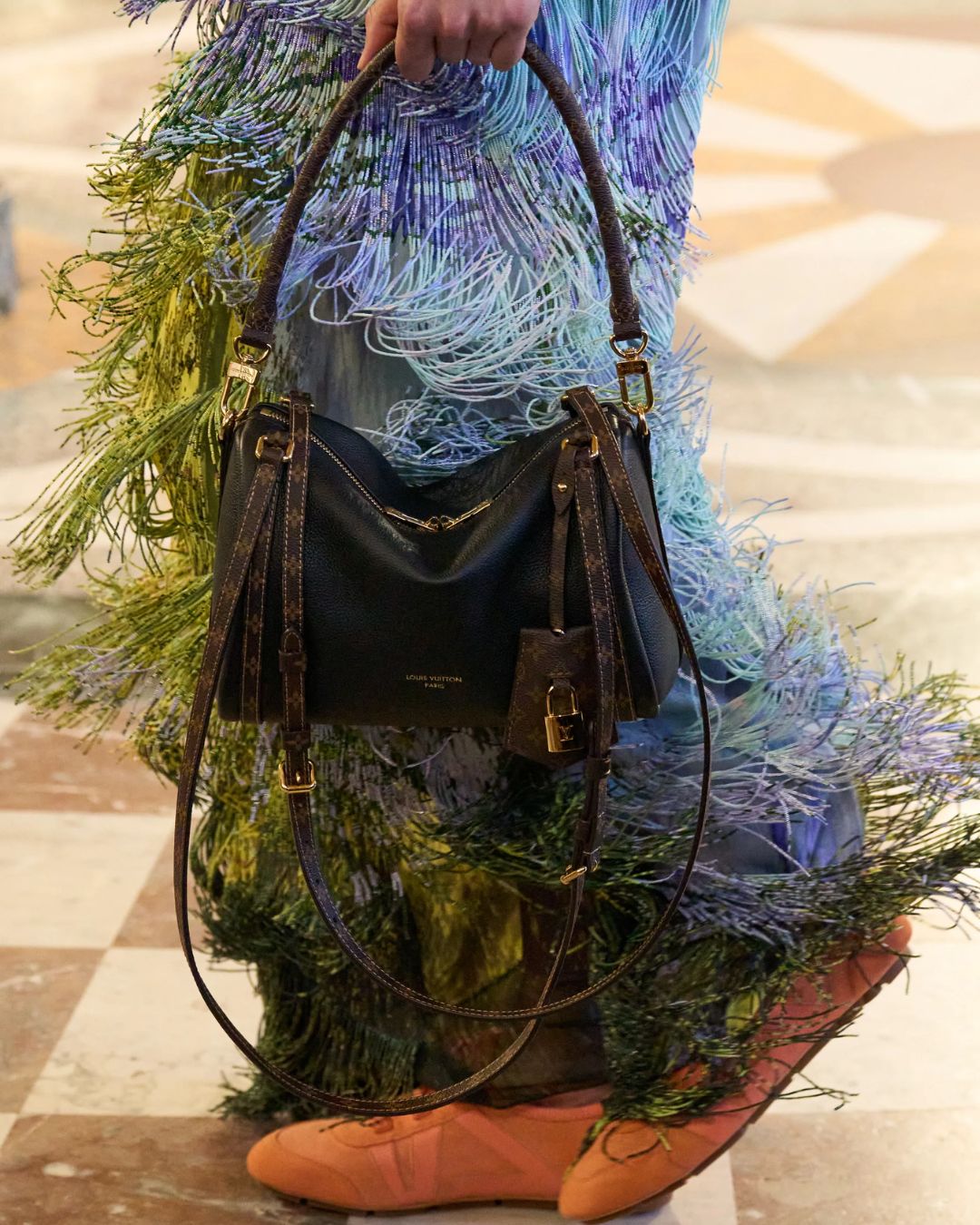 LOUIS VUITTON SPRING 2026: UNA ÍNTIMA OBRA DE ARTE