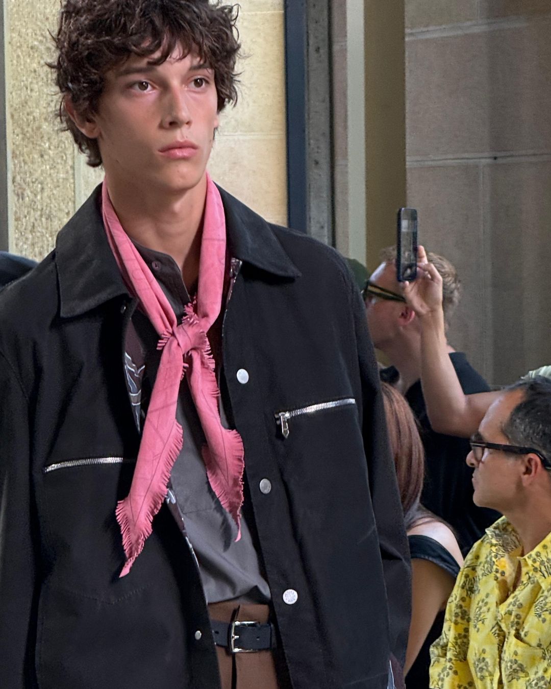 HERMÈS MEN’S PRIMAVERA/VERANO 2026: VERANO EN LA CIUDAD