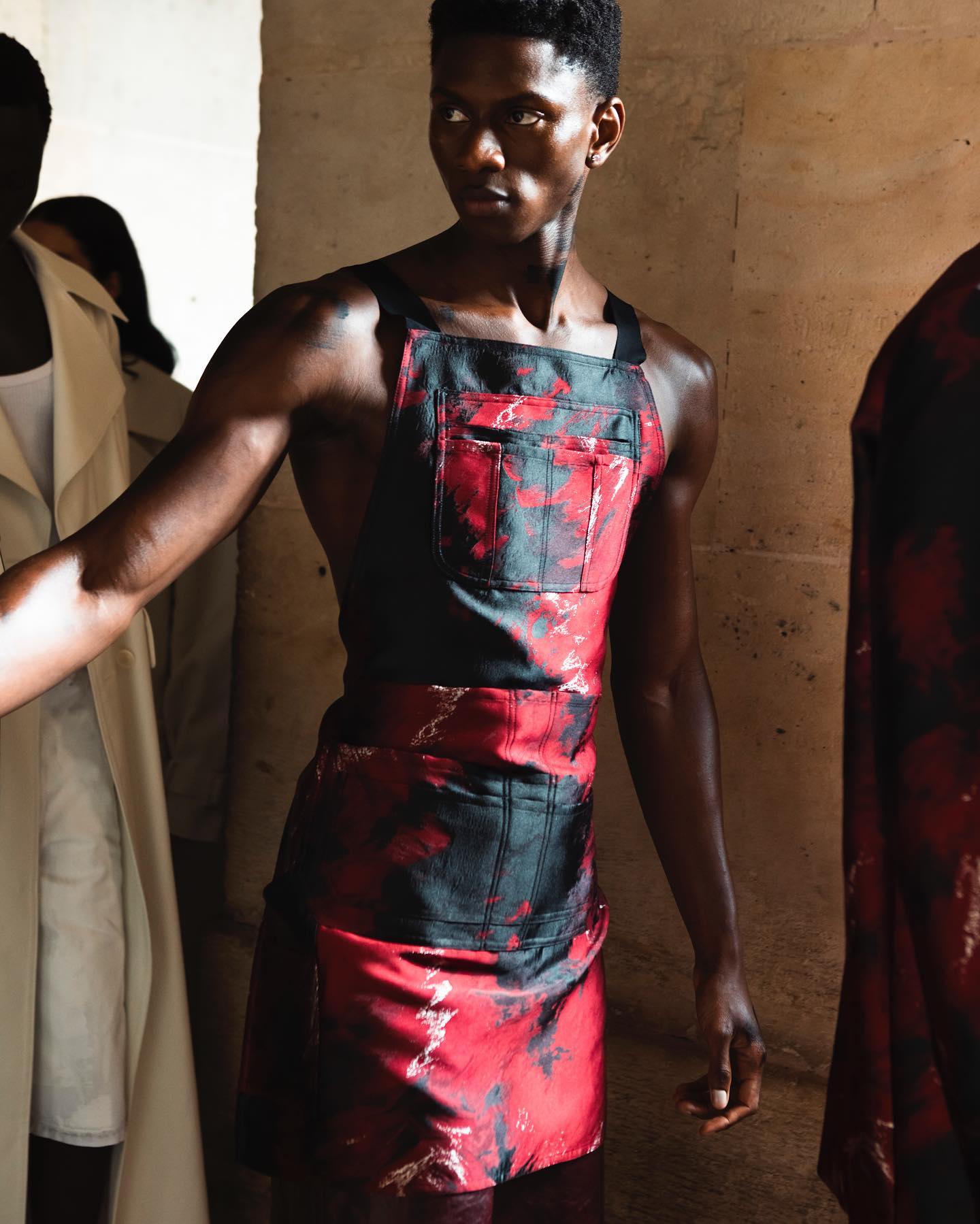 ¿QUÉ ESPERAR DE LA PARIS MEN’S FASHION WEEK OTOÑO/INVIERNO 2025?