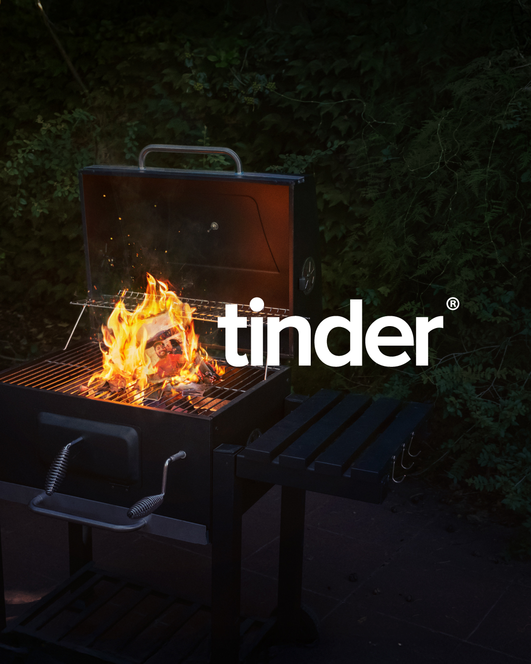 PEQUEÑAS HISTORIAS DE GRANDES REINICIOS: SWIPE A SWIPE