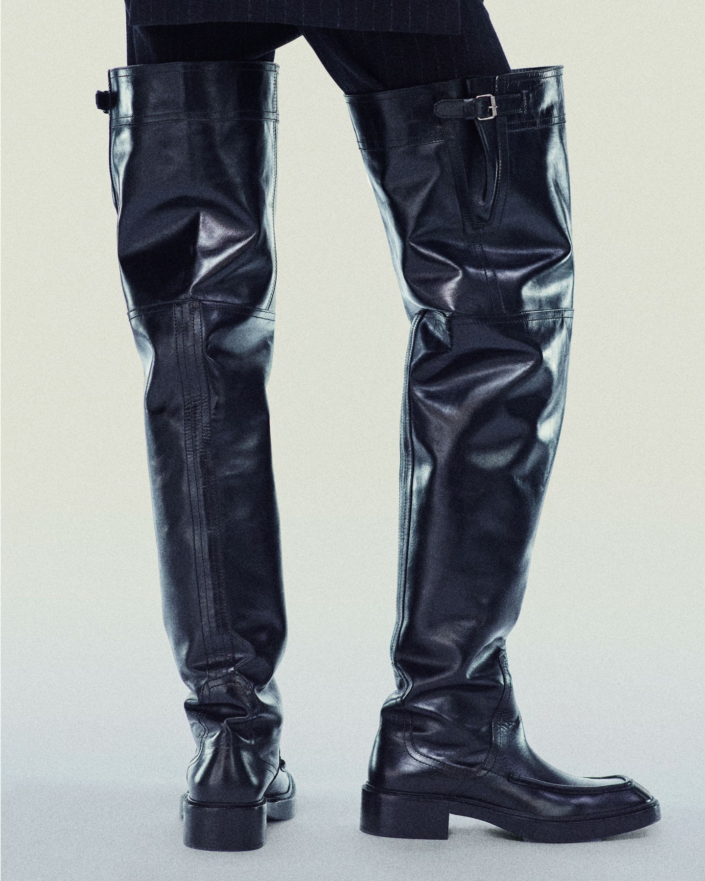 DE CONTRASTES: SAINT LAURENT MENSWEAR OTOÑO/INVIERNO 2025-26